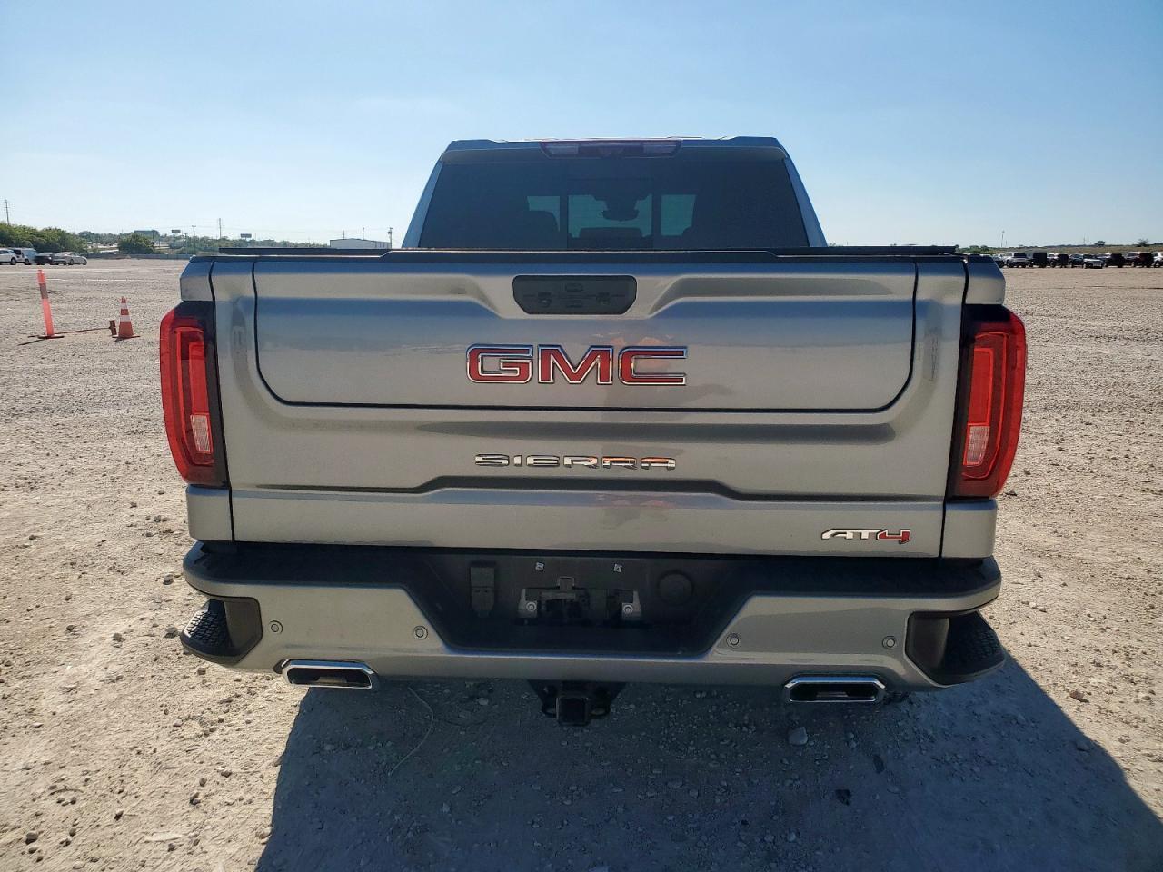 2024 GMC Sierra