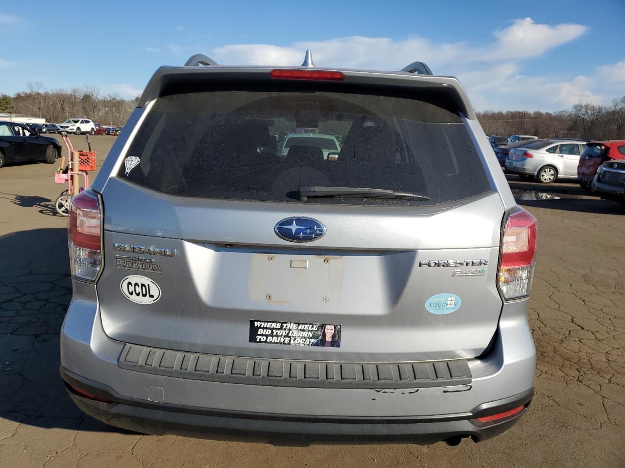 2017 SUBARU FORESTER