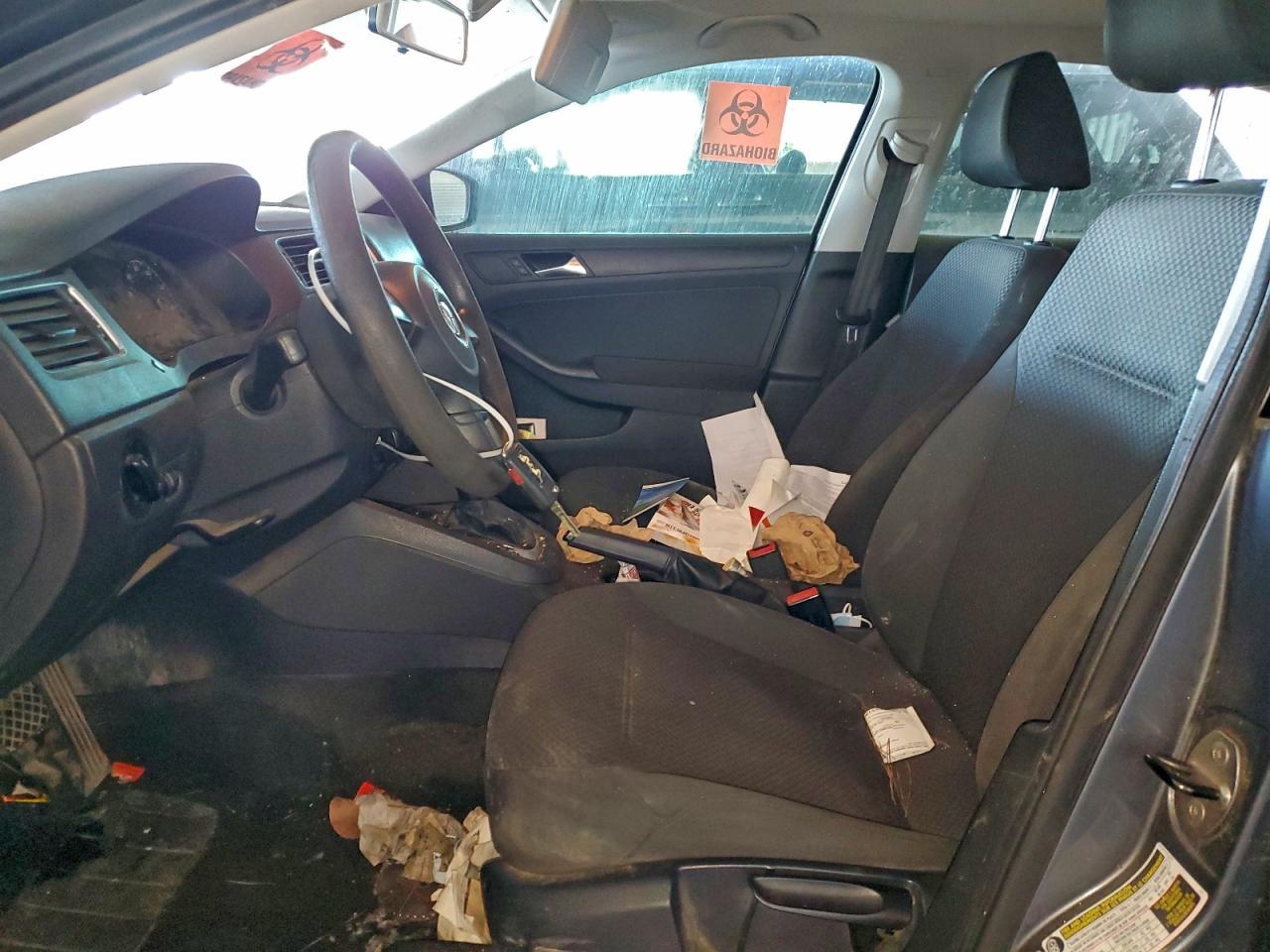 2011 VOLKSWAGEN JETTA