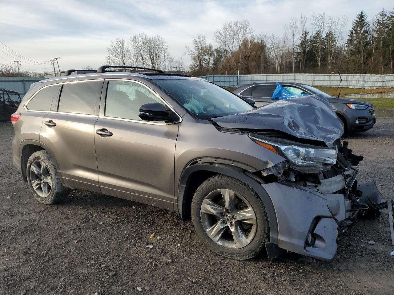 2018 TOYOTA HIGHLANDER