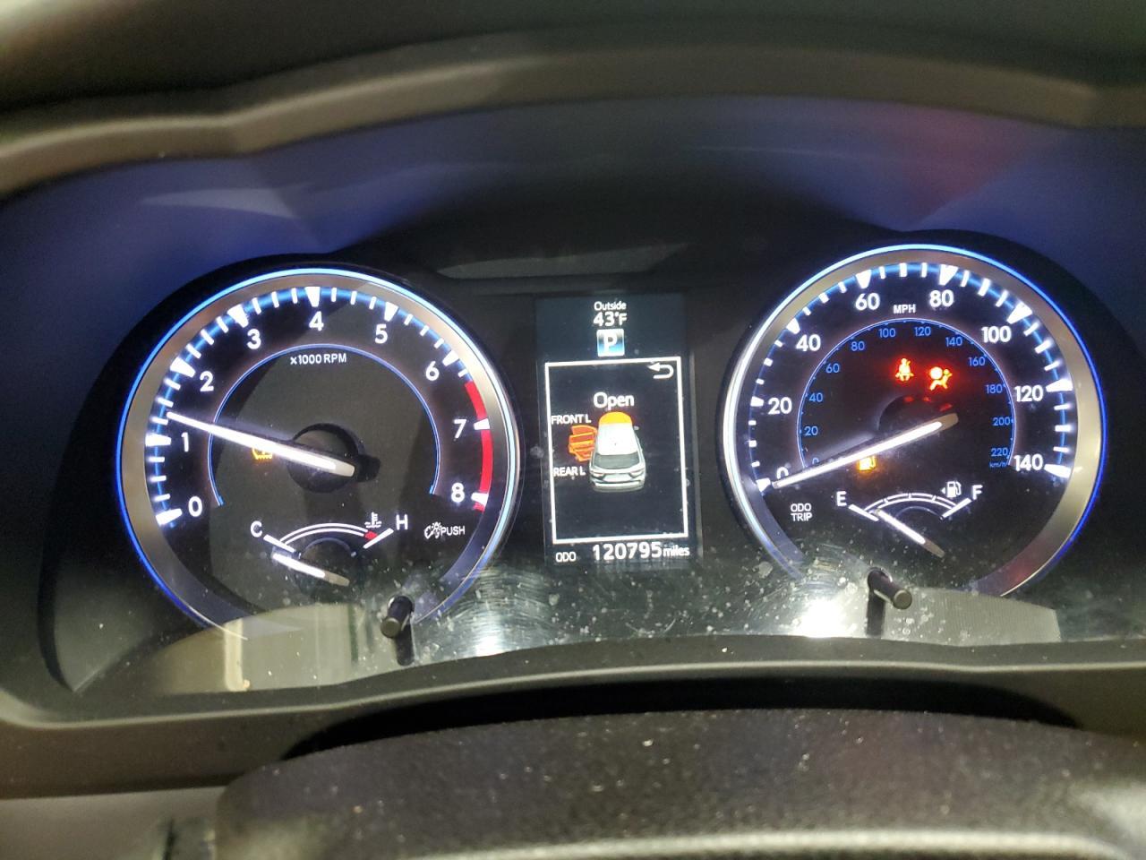 2016 TOYOTA HIGHLANDER