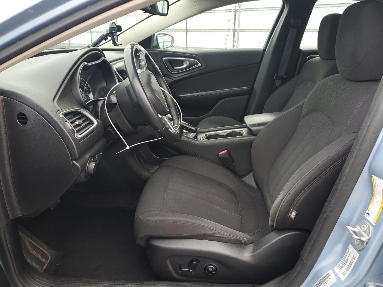 2015 CHRYSLER 200