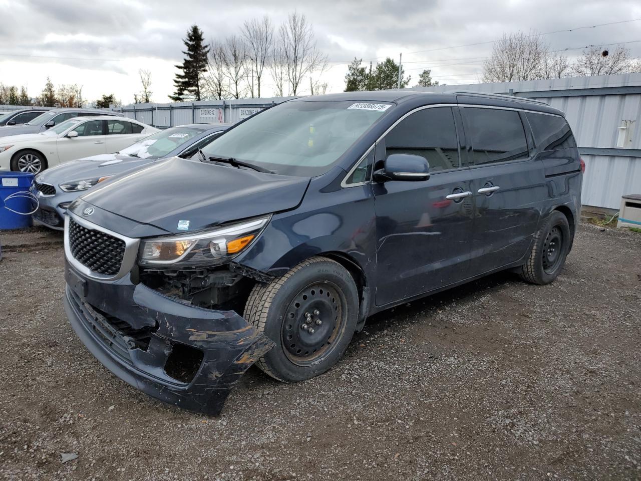 2016 KIA SEDONA