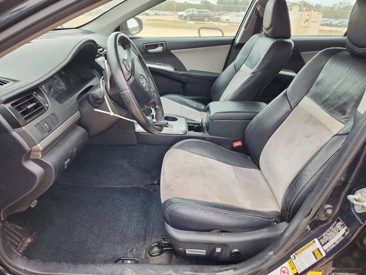 2012 TOYOTA CAMRY