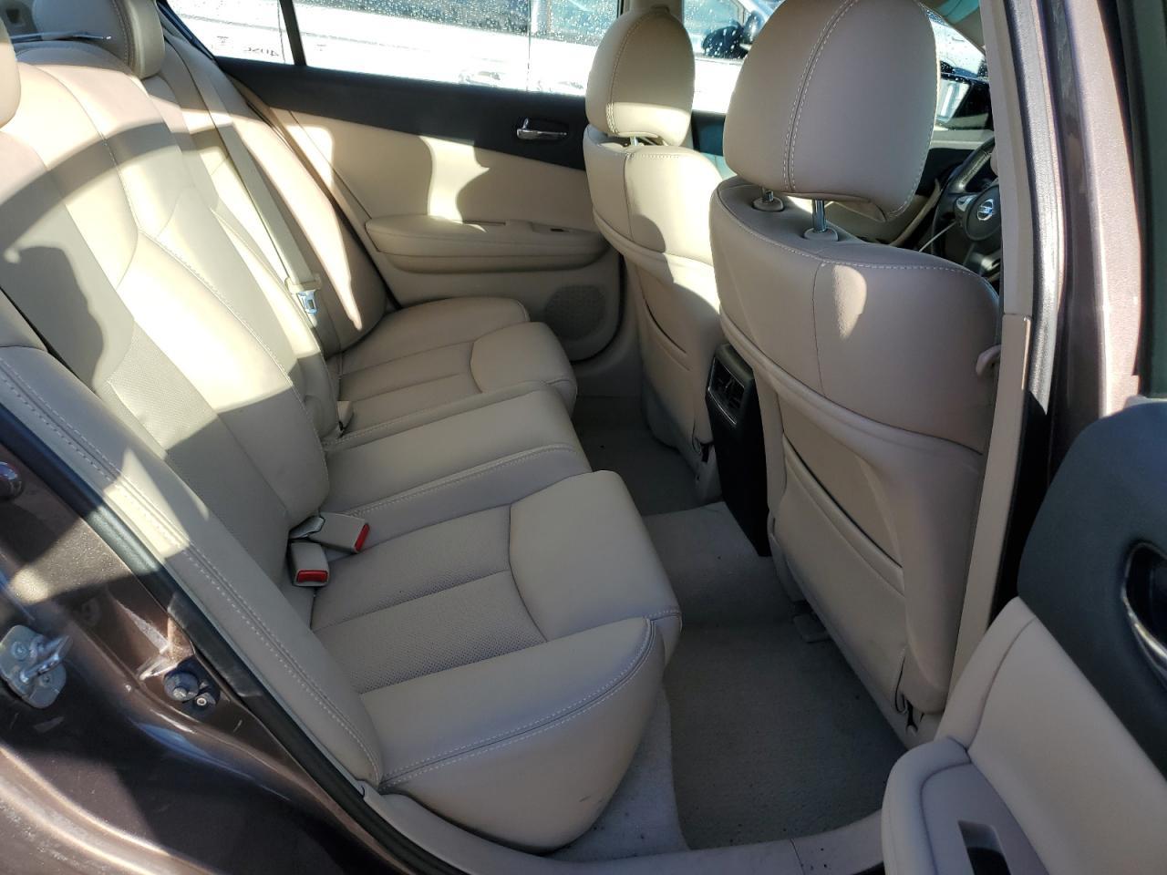 2012 NISSAN Maxima
