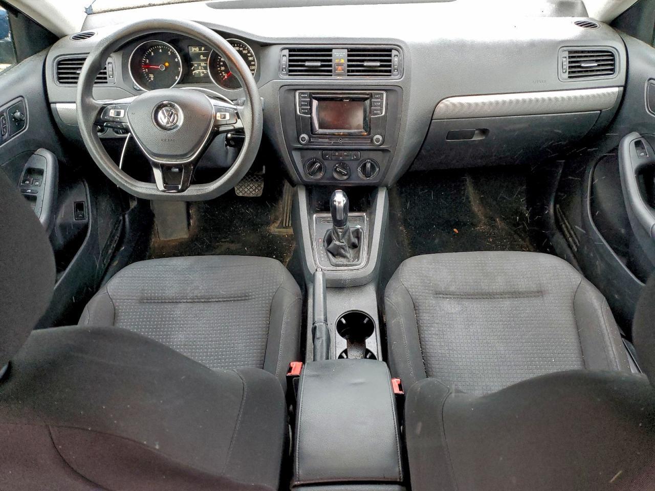 2016 VOLKSWAGEN JETTA