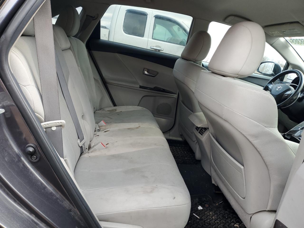 2010 TOYOTA VENZA