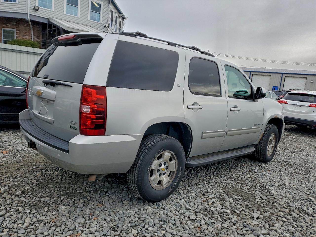 2011 CHEVROLET Tahoe