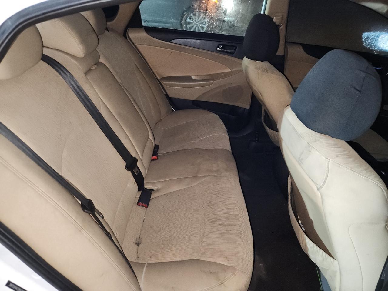 2011 HYUNDAI SONATA