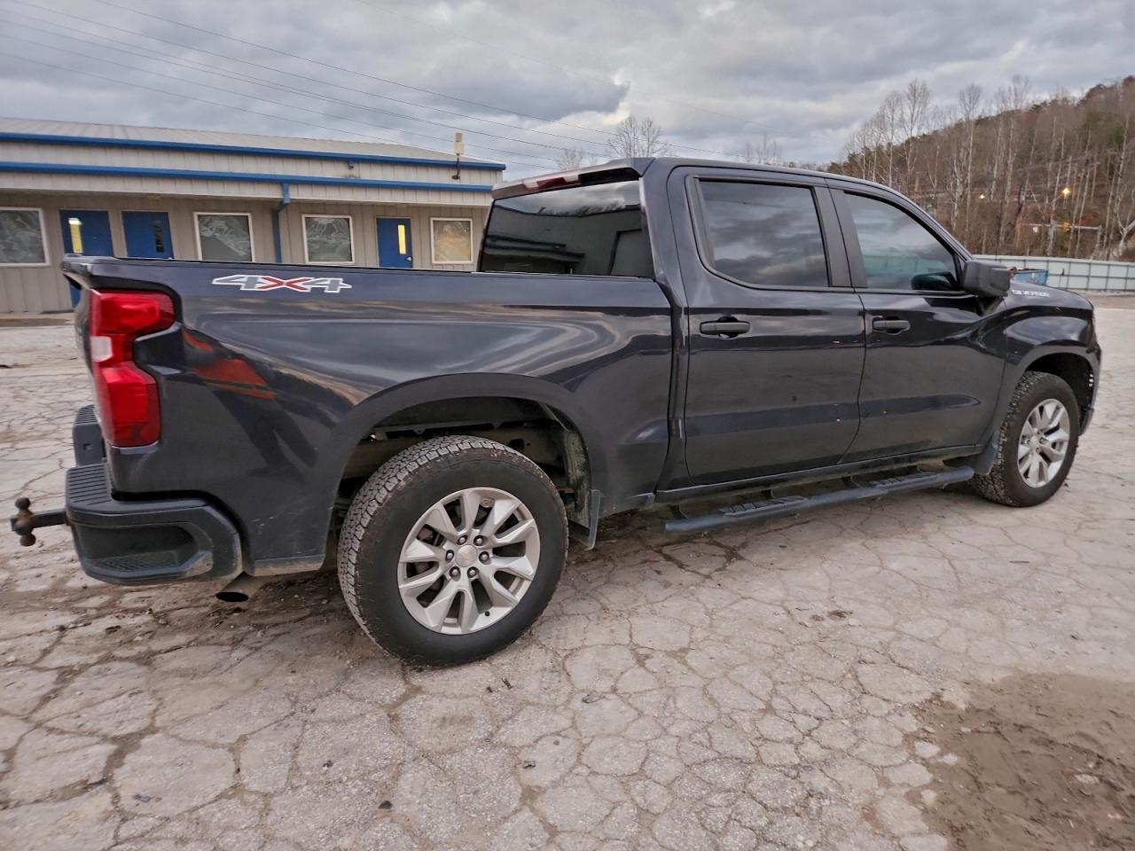 2022 CHEVROLET Silverado