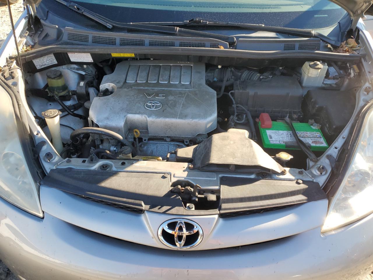 2007 TOYOTA SIENNA