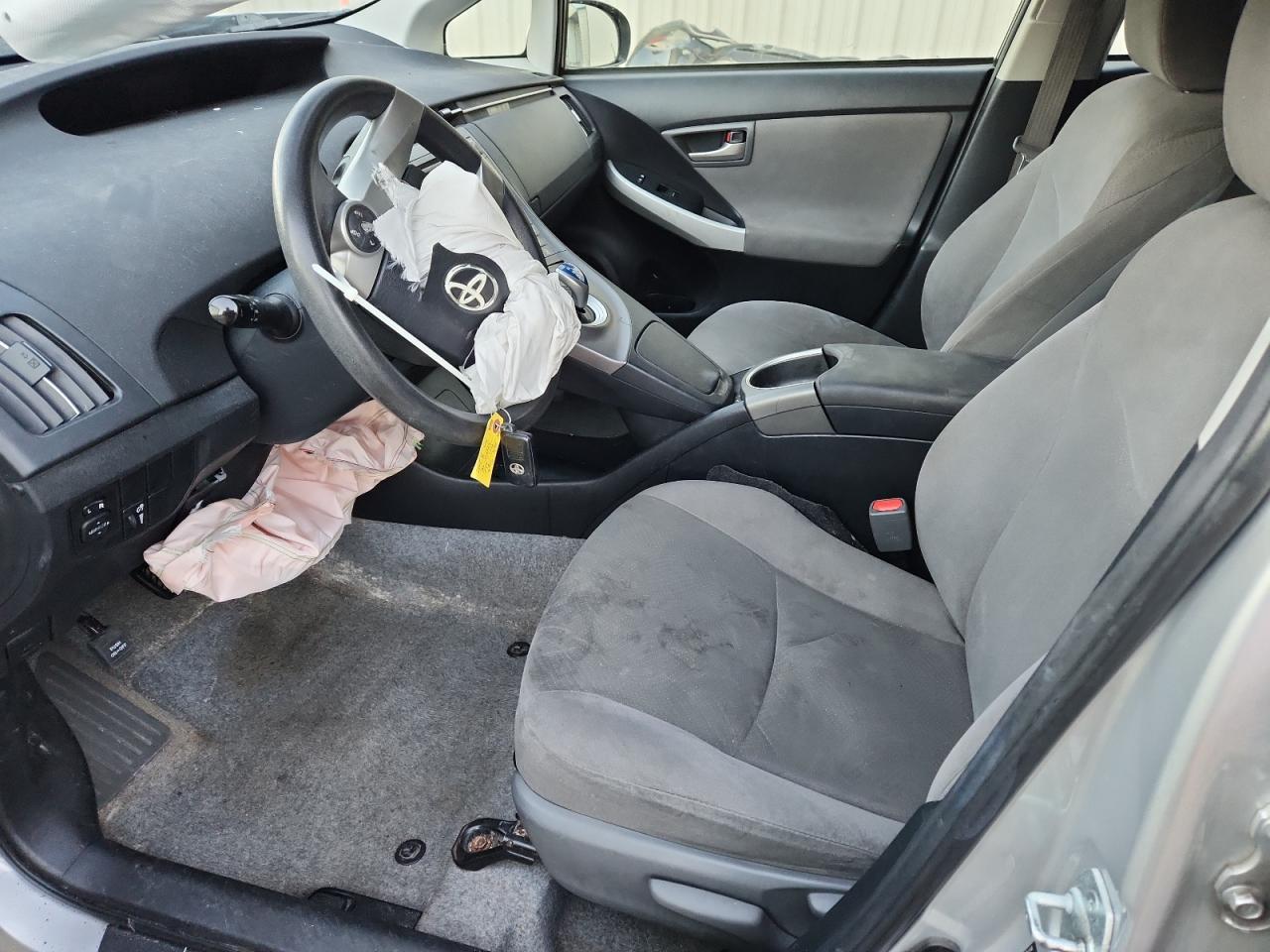 2014 TOYOTA PRIUS