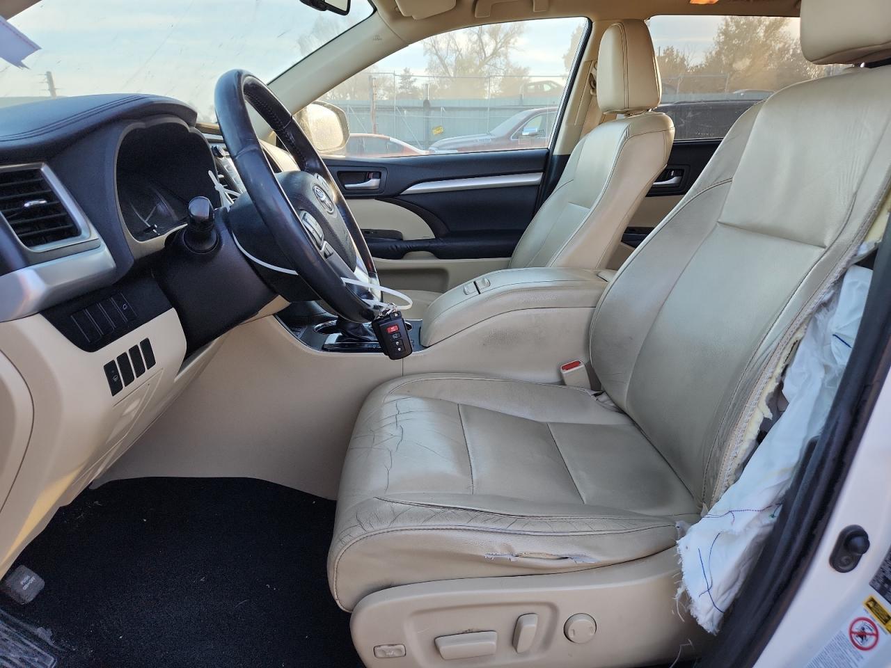 2015 TOYOTA HIGHLANDER
