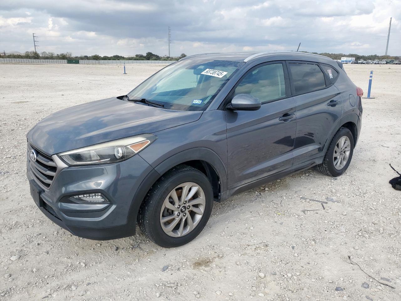 2016 HYUNDAI TUCSON