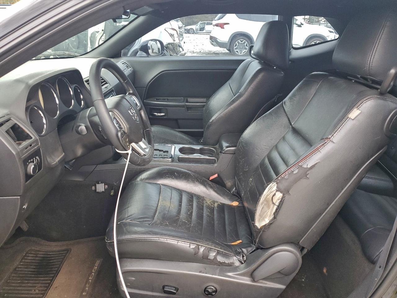 2011 DODGE Challenger