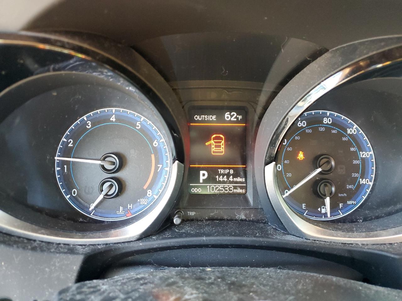 2016 TOYOTA COROLLA