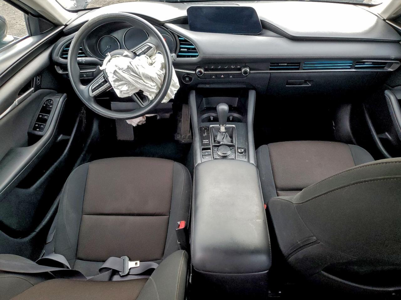 2021 MAZDA 3