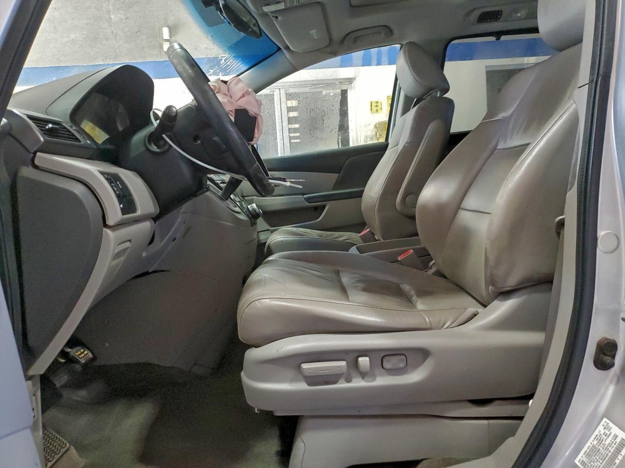2011 HONDA ODYSSEY
