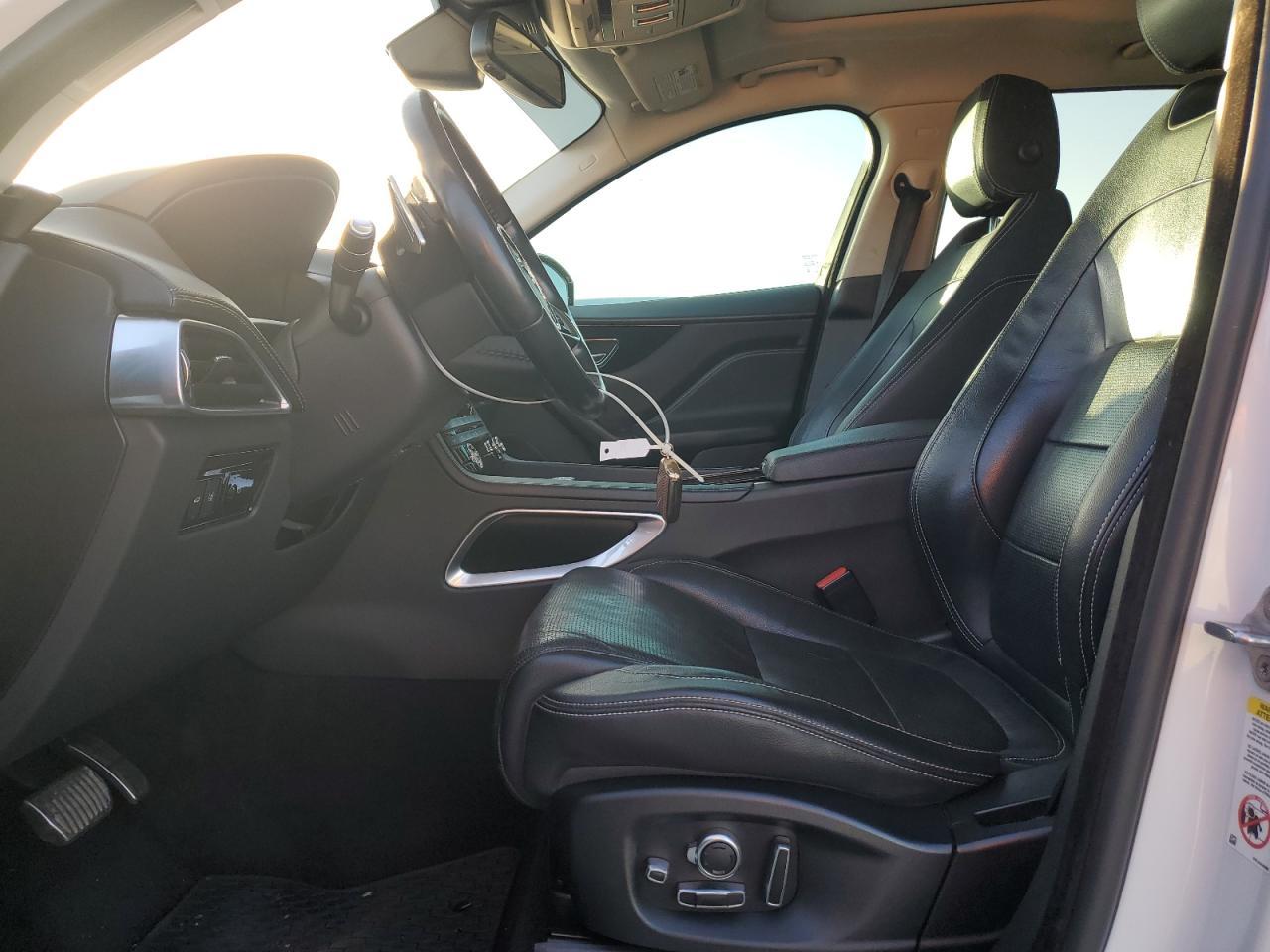 2018 JAGUAR F-Pace