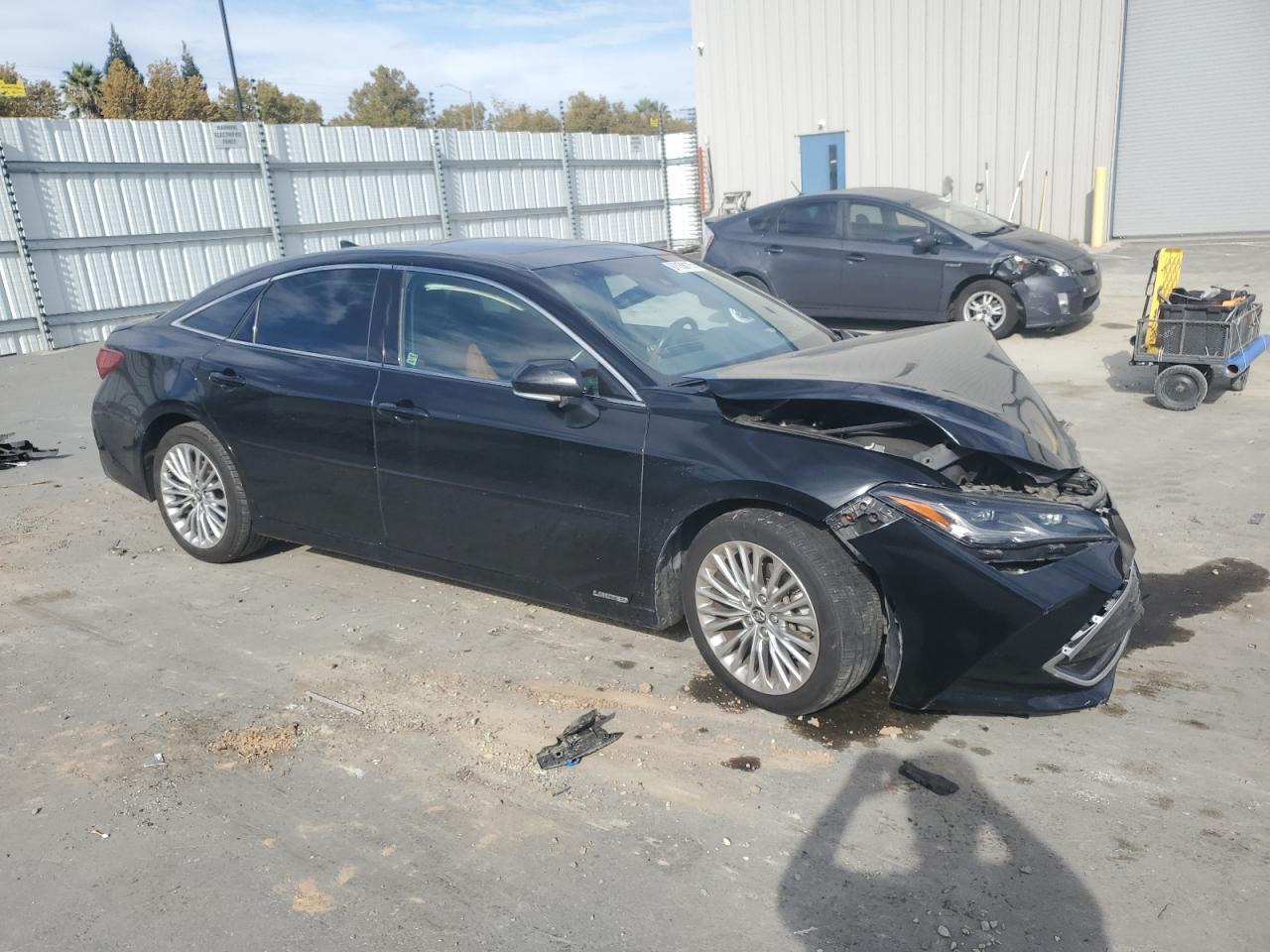2019 TOYOTA Avalon