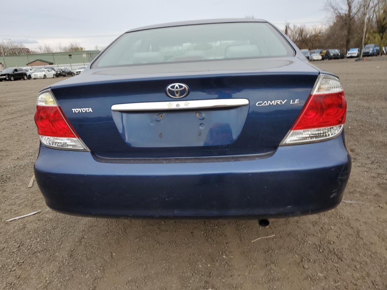 2005 TOYOTA CAMRY