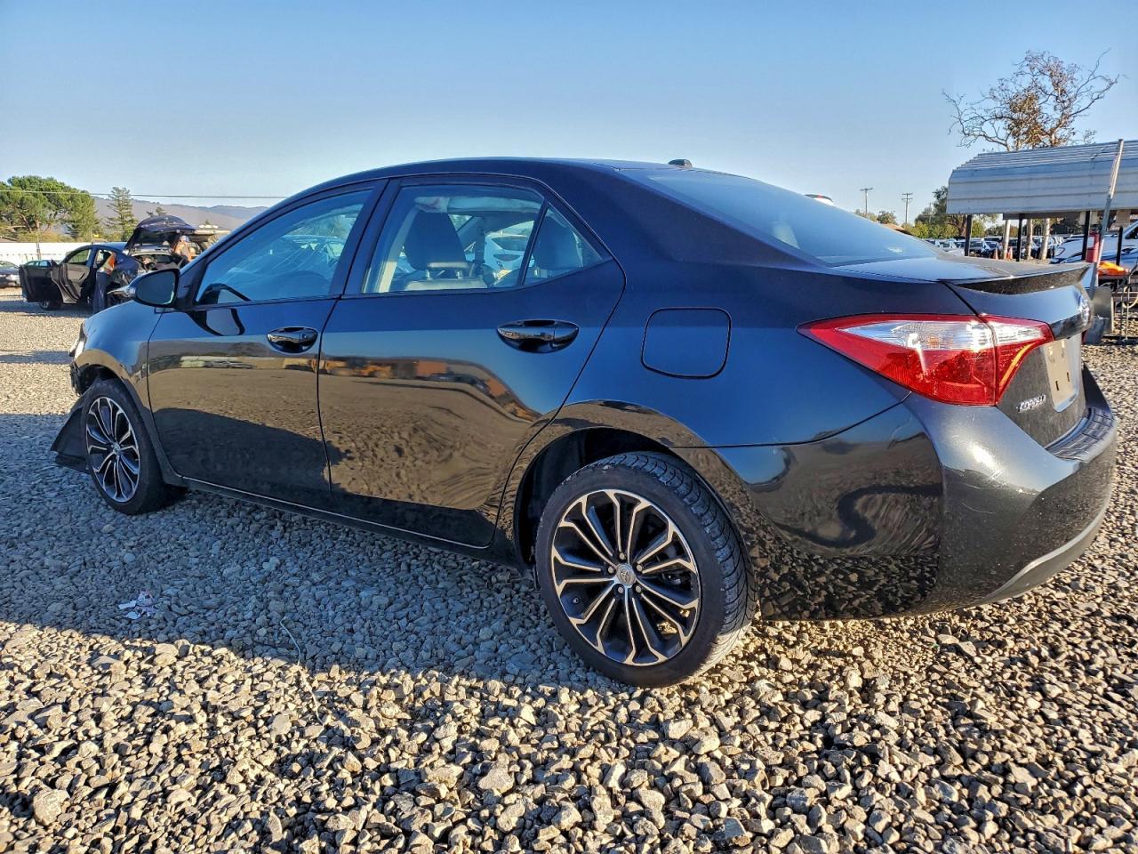 2014 TOYOTA COROLLA
