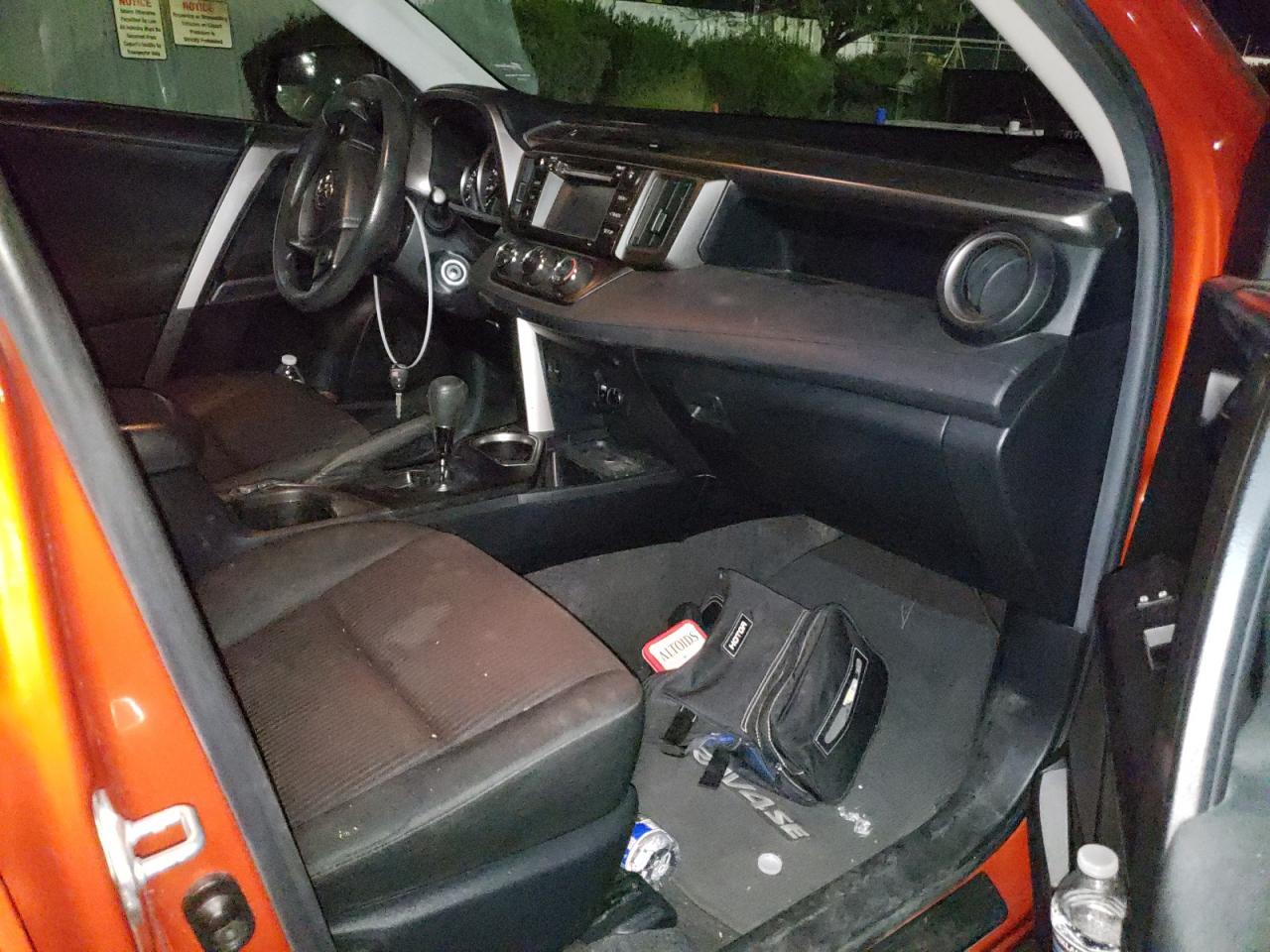 2016 TOYOTA RAV4