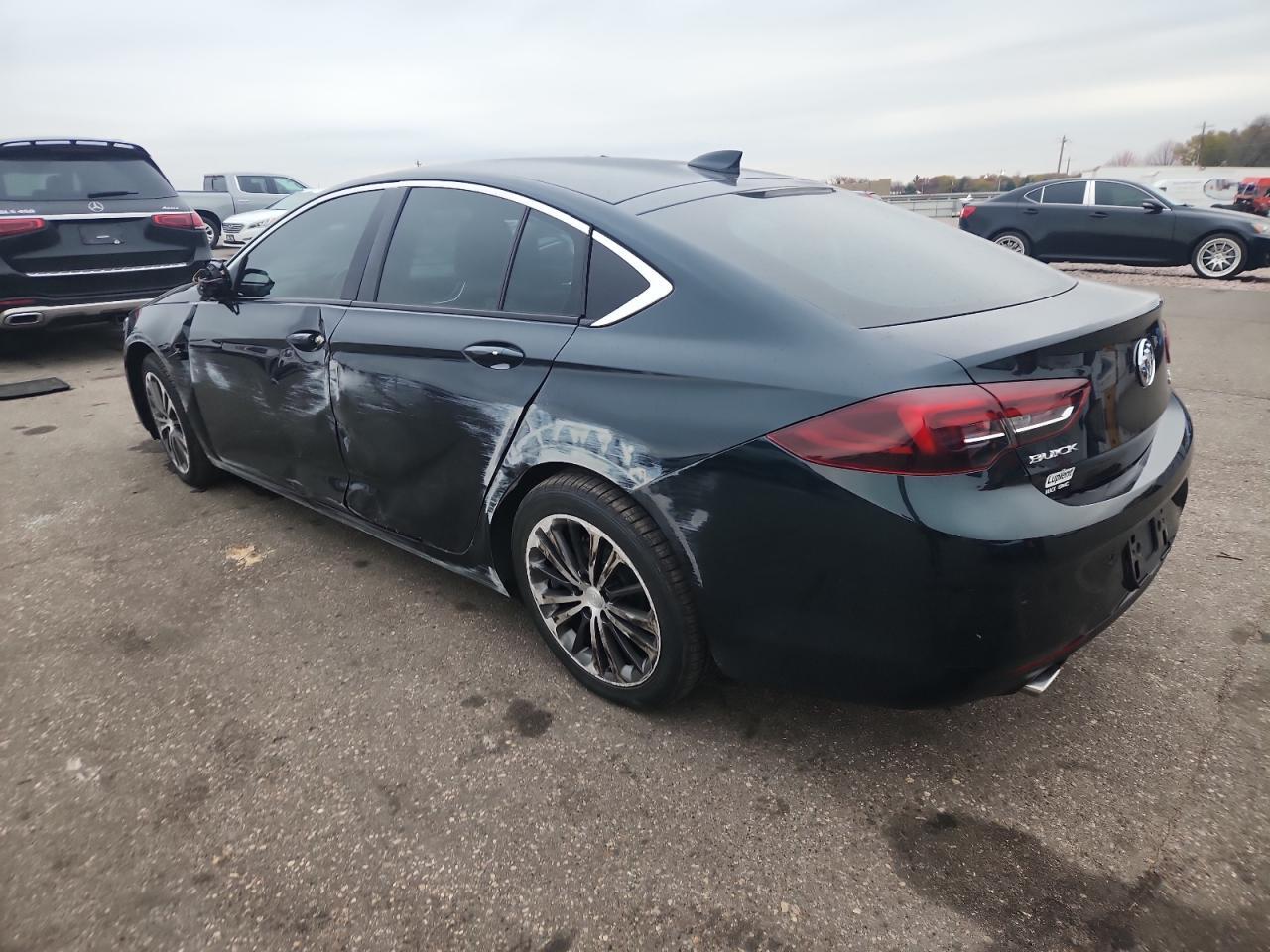 2018 BUICK Regal