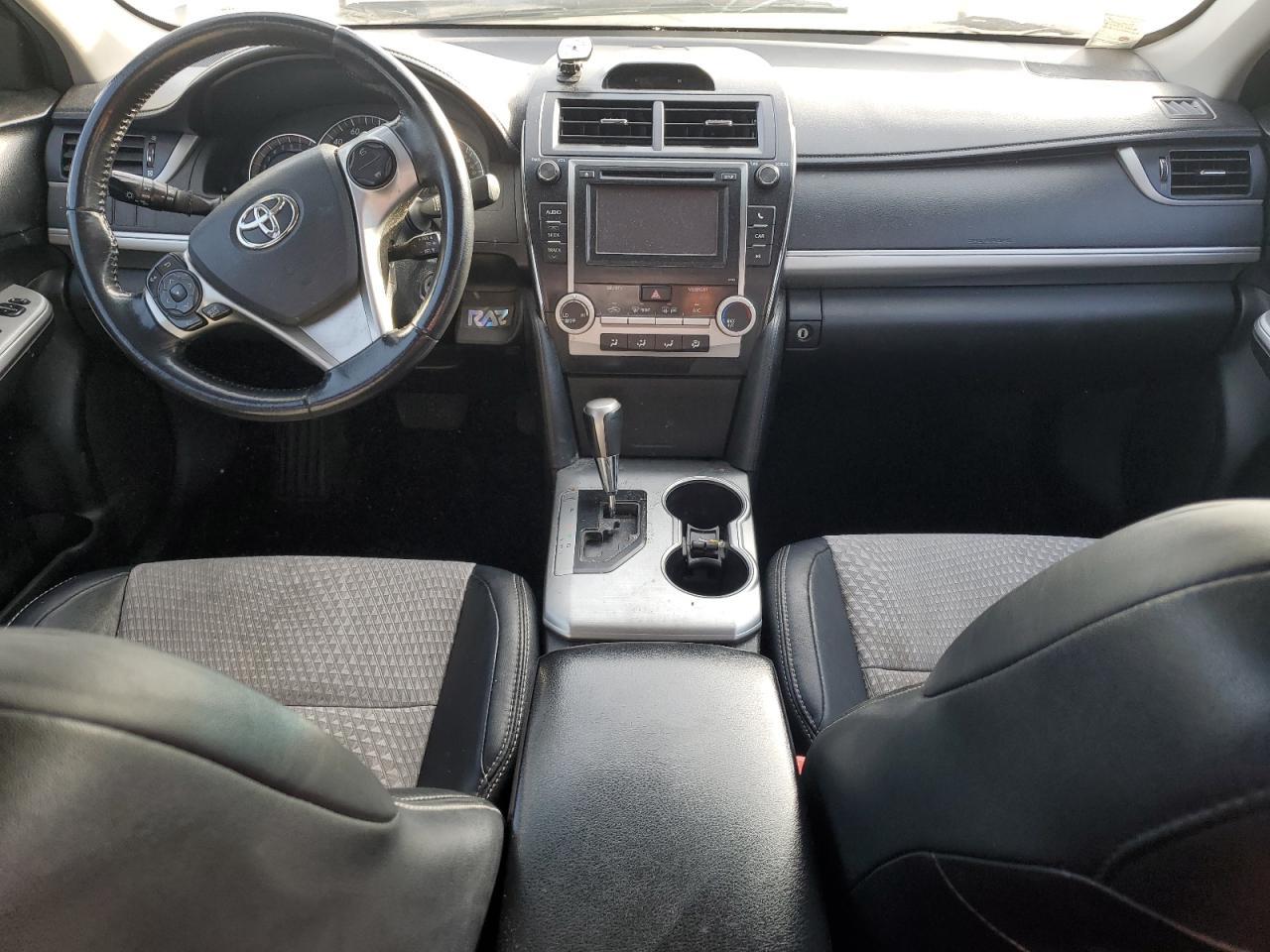 2014 TOYOTA CAMRY