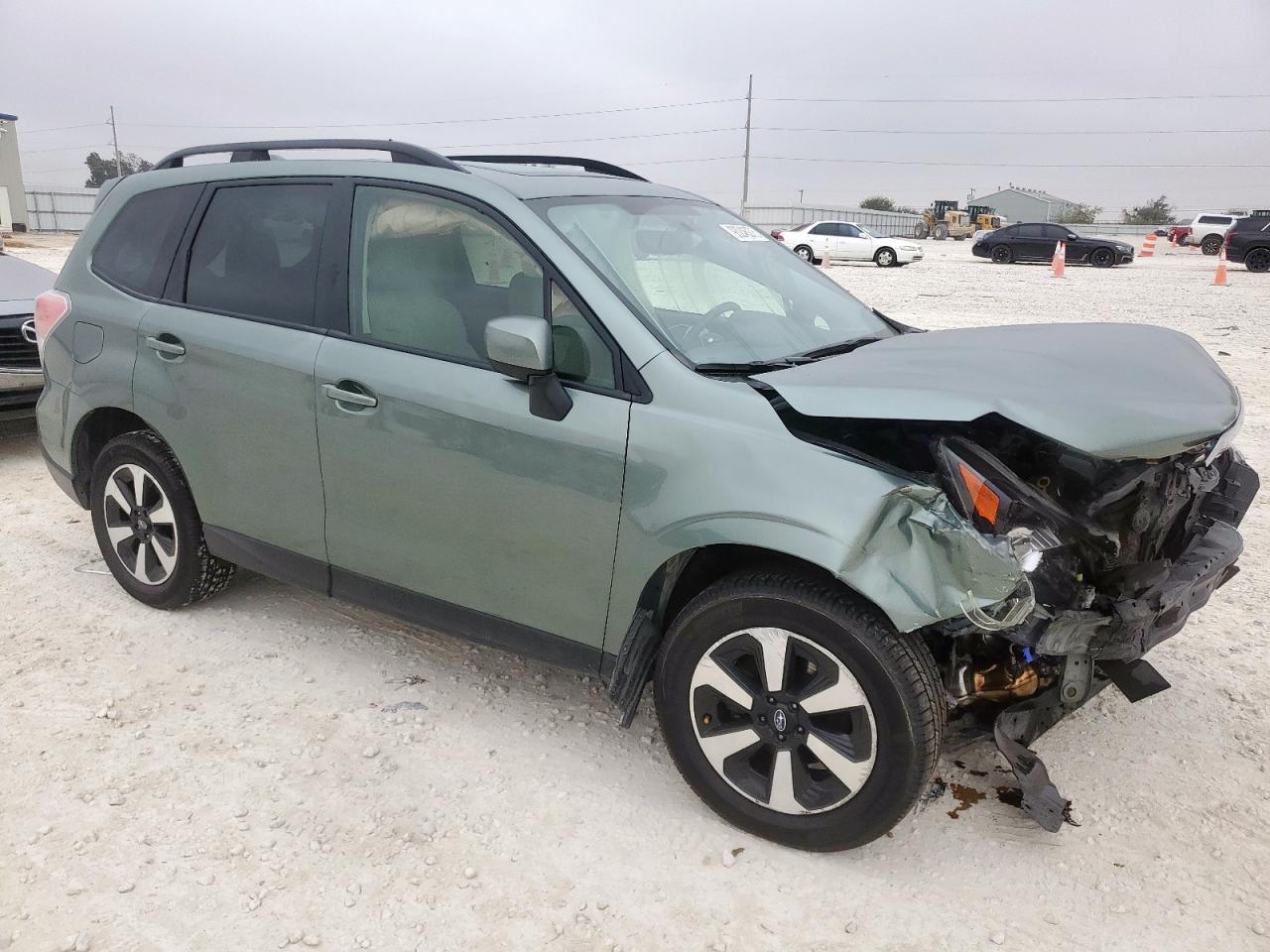2018 SUBARU FORESTER