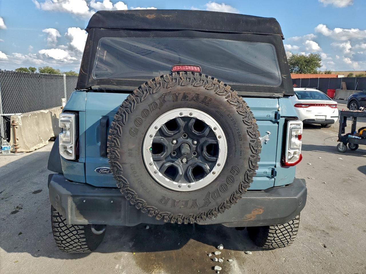 2023 FORD Bronco
