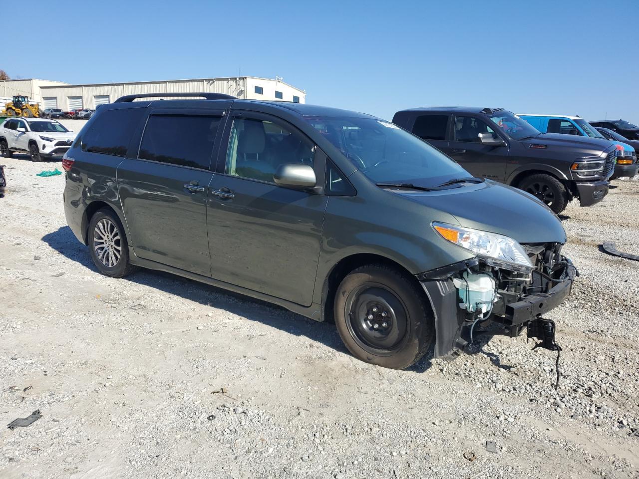 2019 TOYOTA SIENNA