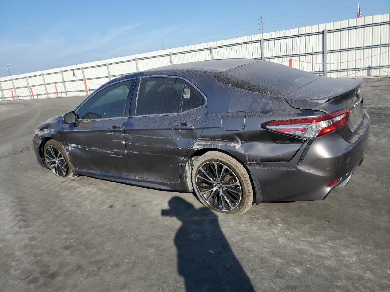2018 TOYOTA CAMRY
