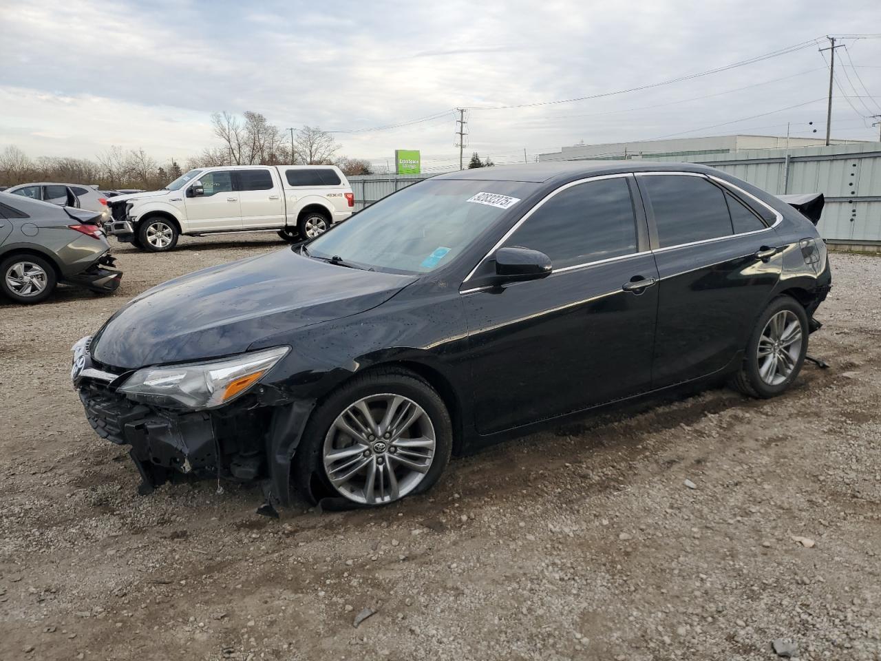 2015 TOYOTA CAMRY