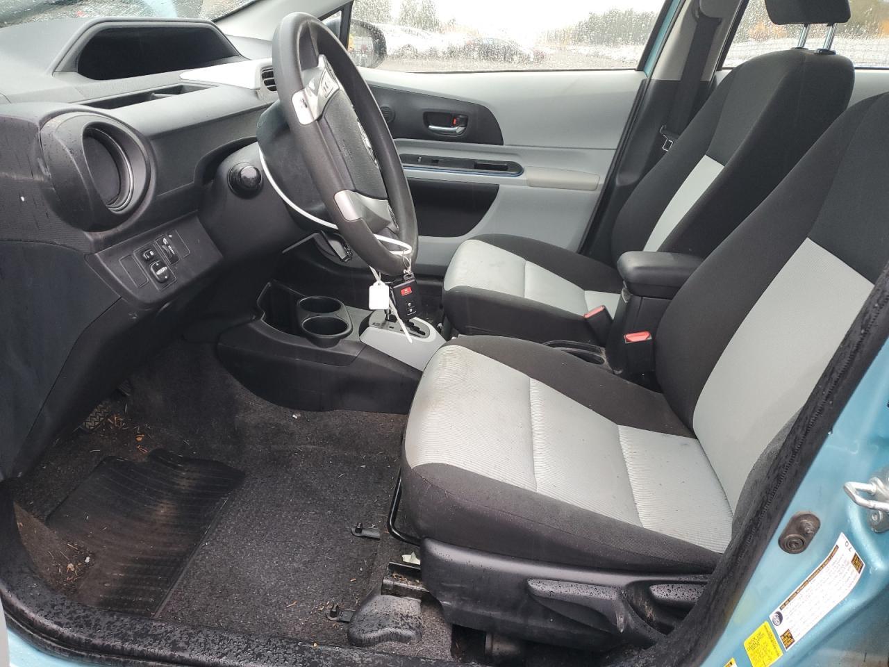 2012 TOYOTA Prius c