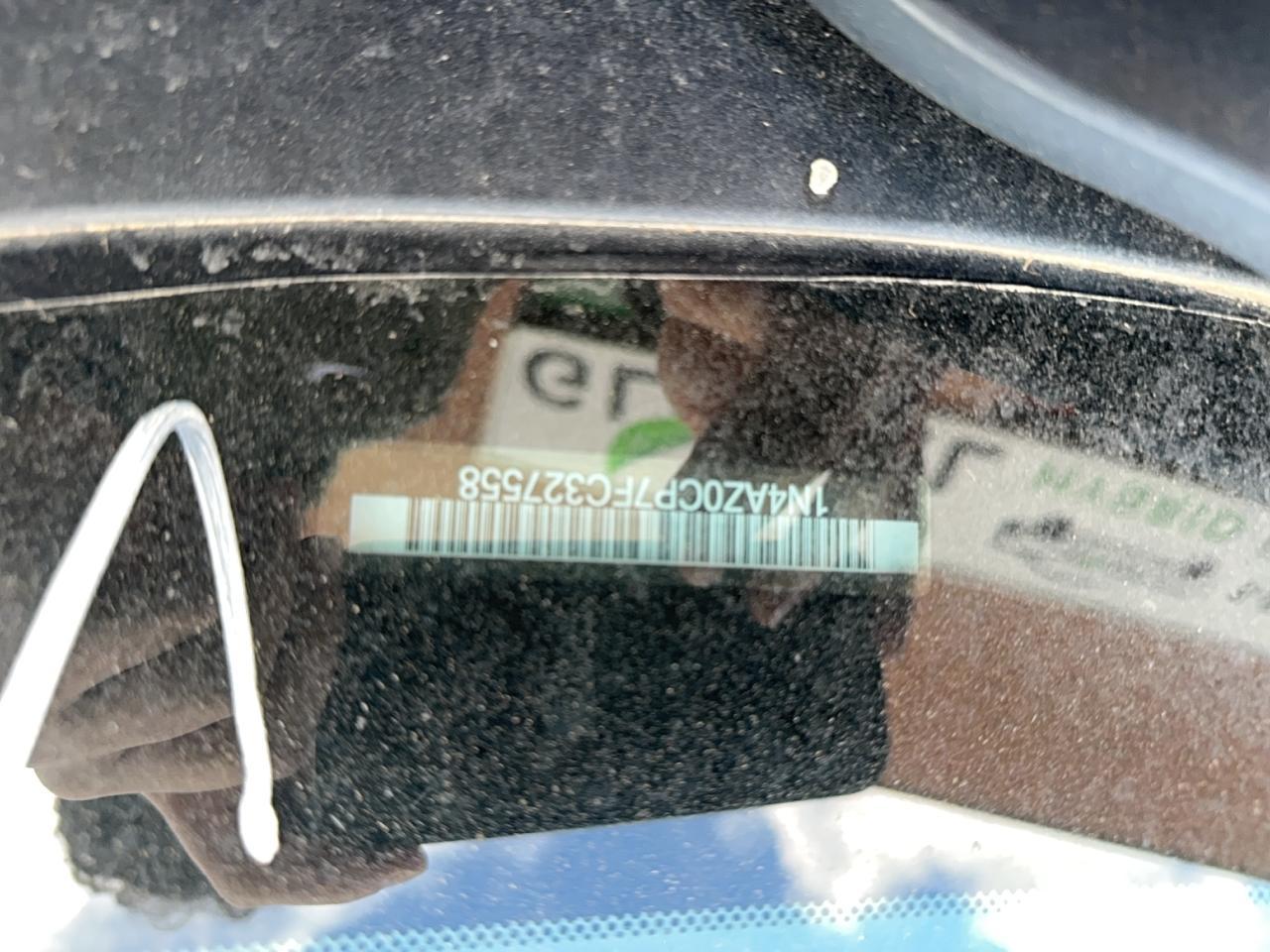 2015 NISSAN LEAF