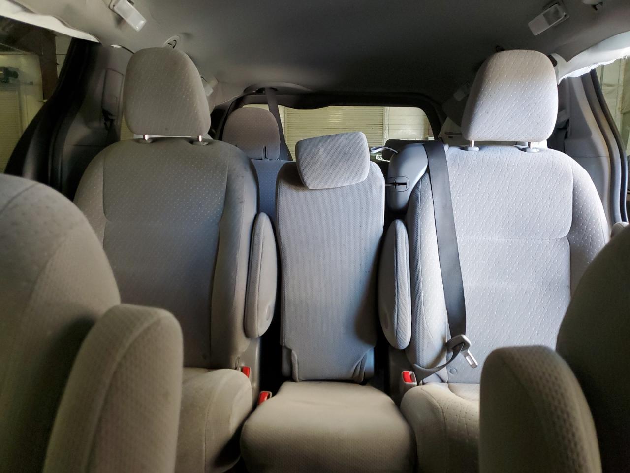 2019 TOYOTA SIENNA