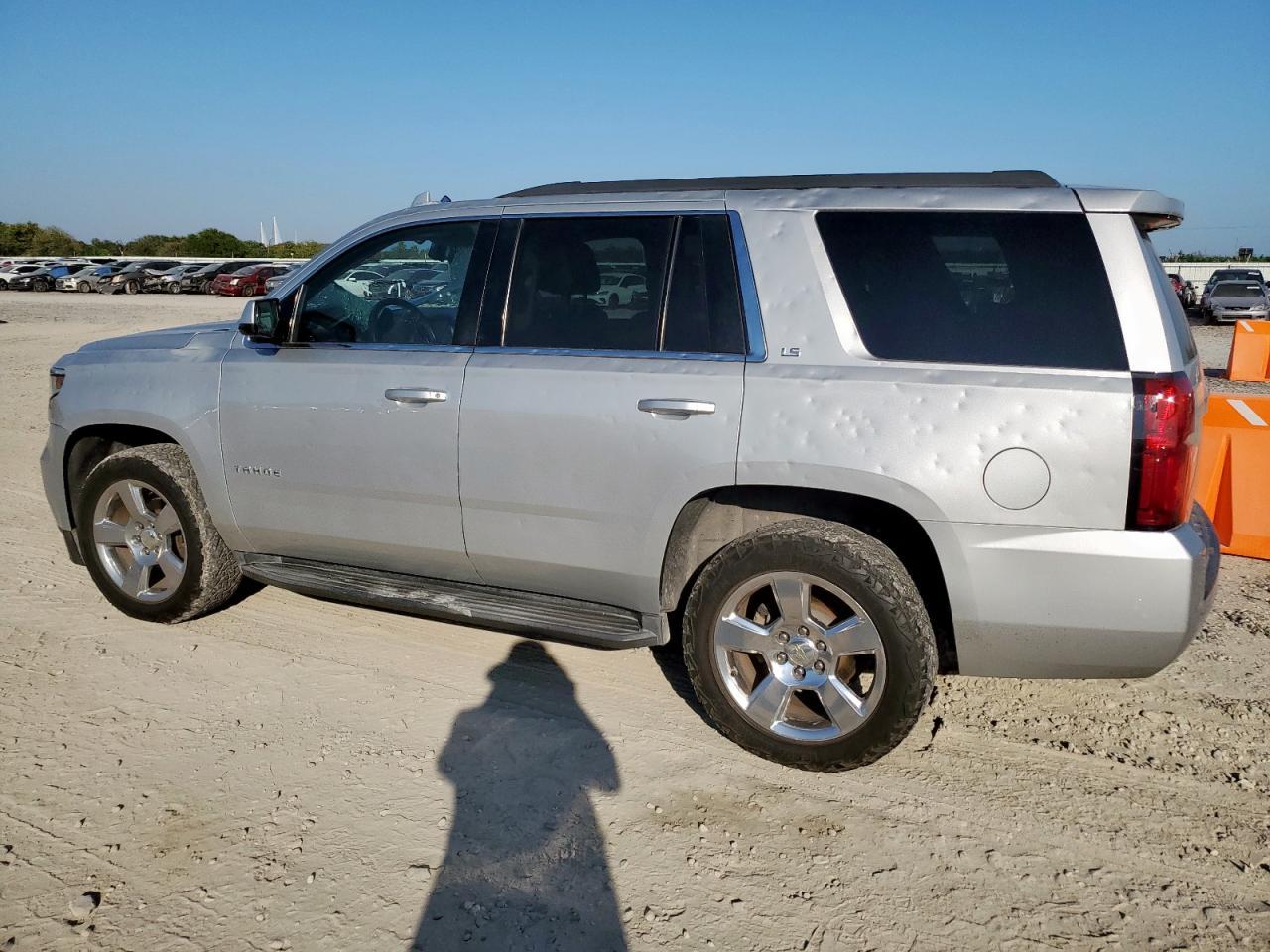 2016 CHEVROLET Tahoe