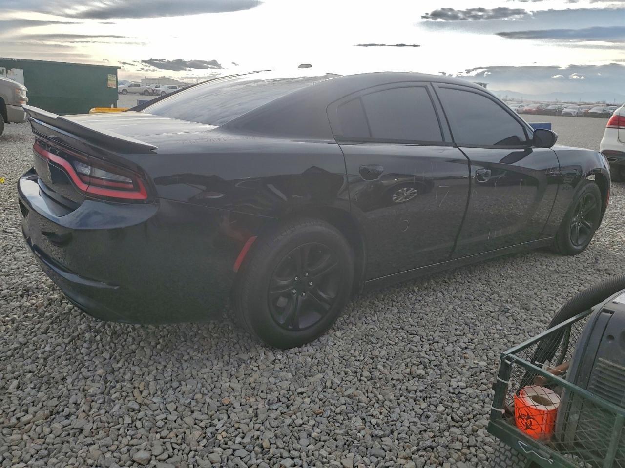 2015 DODGE CHARGER