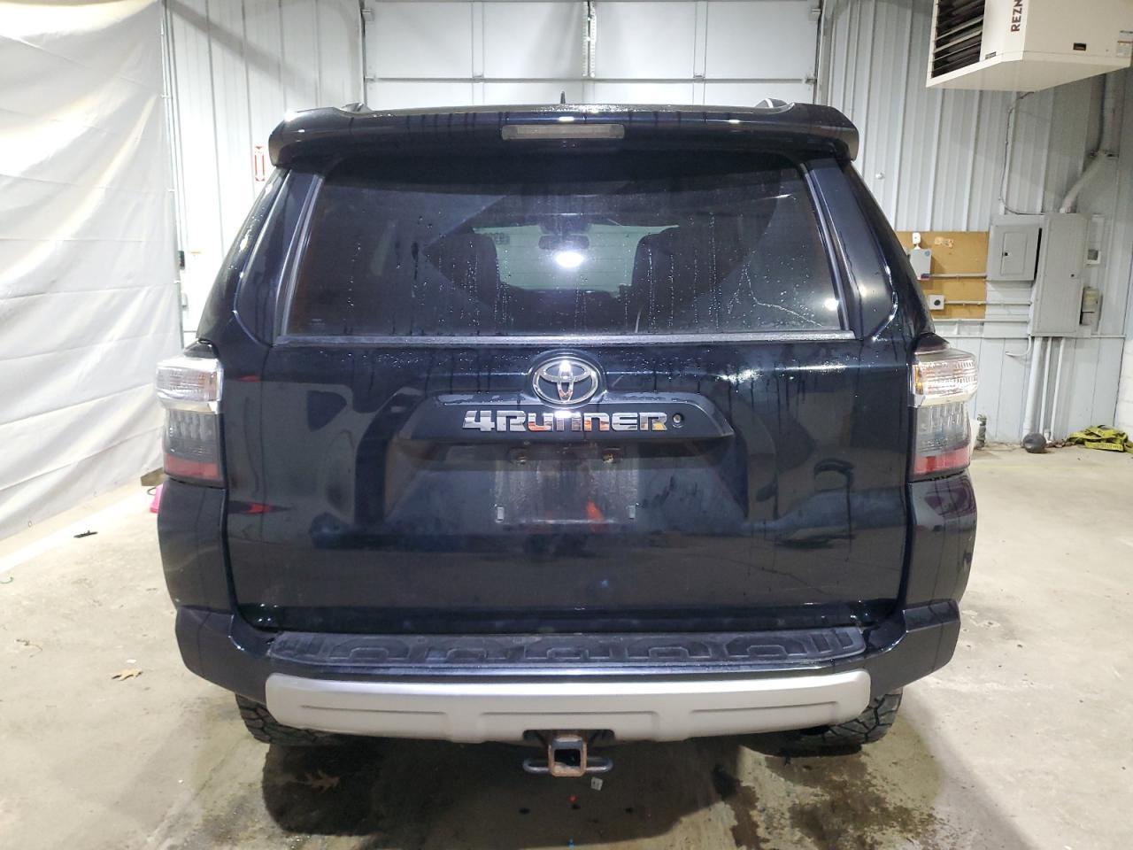 2017 TOYOTA 4Runner