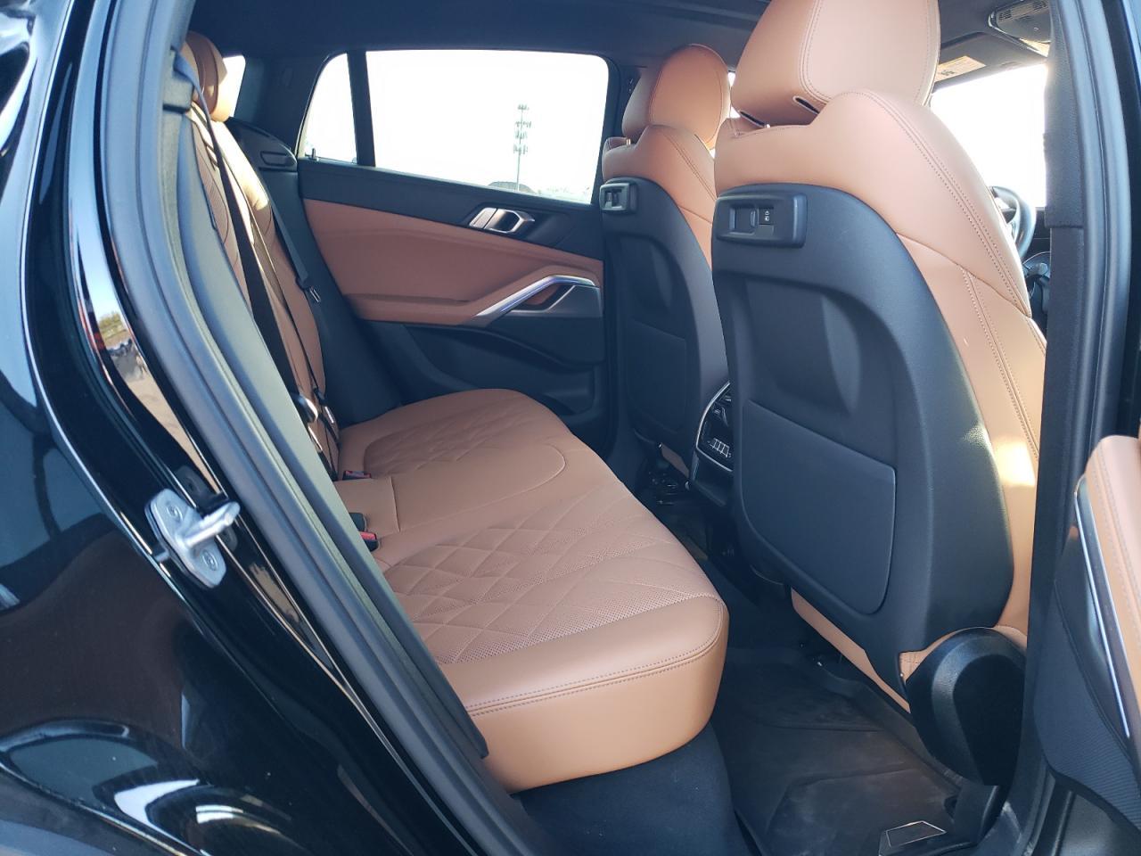 2023 BMW X6