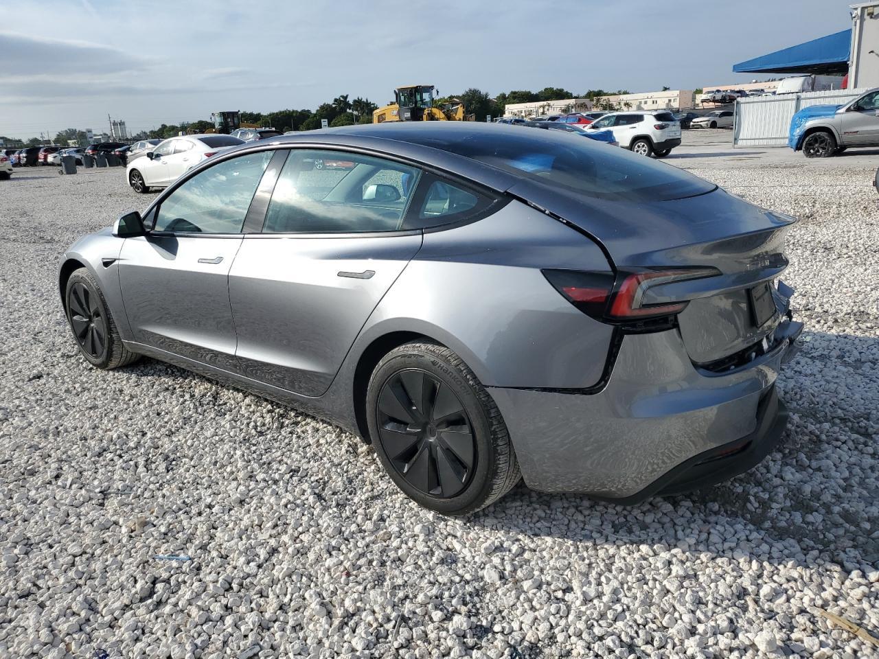 2024 TESLA MODEL 3