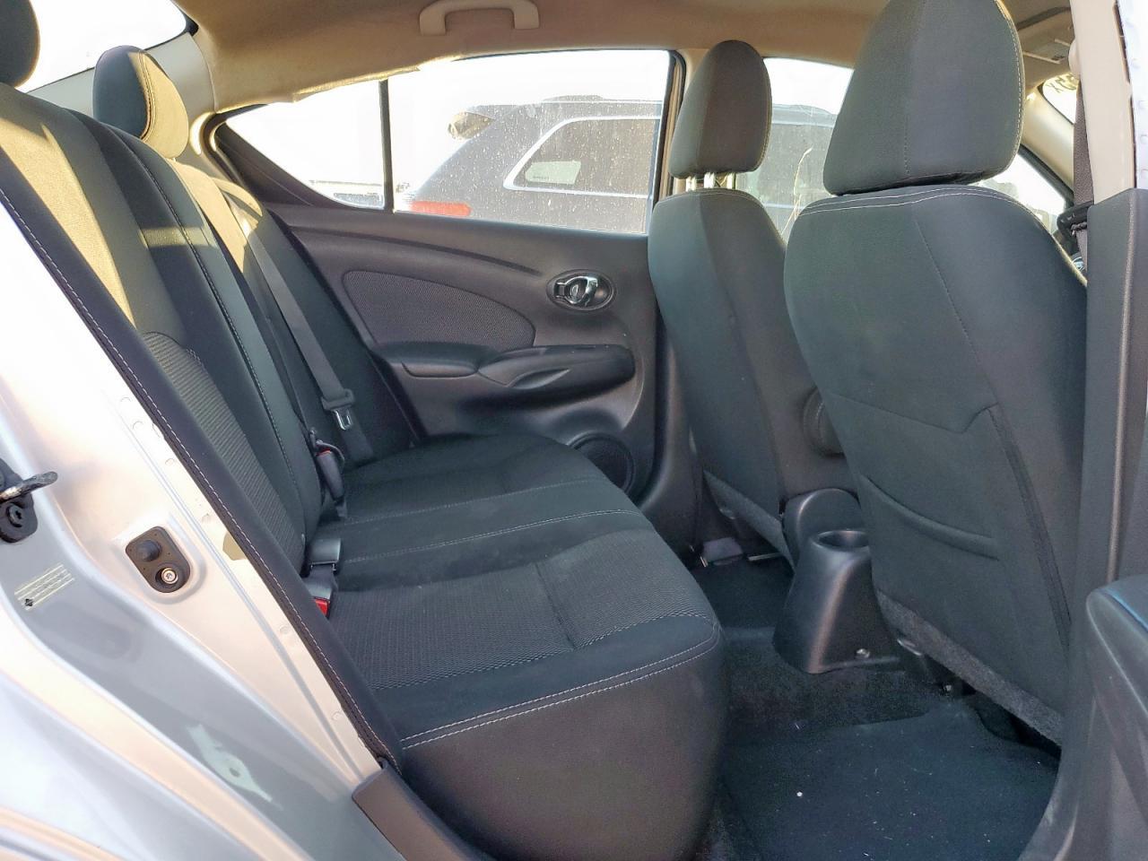 2016 NISSAN VERSA