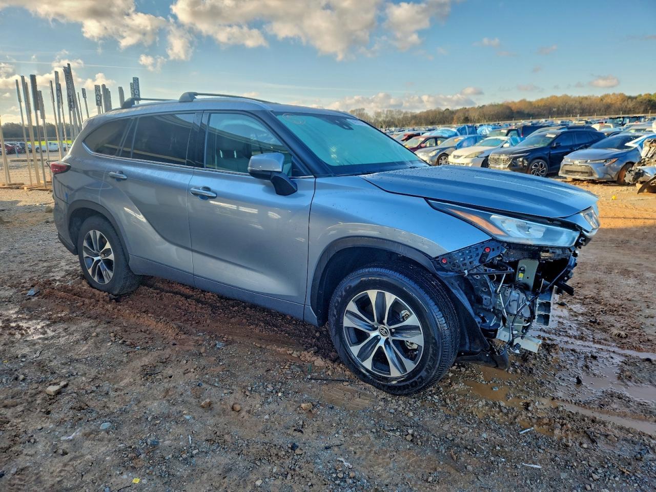 2020 TOYOTA HIGHLANDER