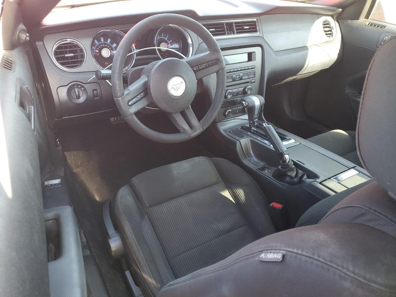 2010 FORD MUSTANG