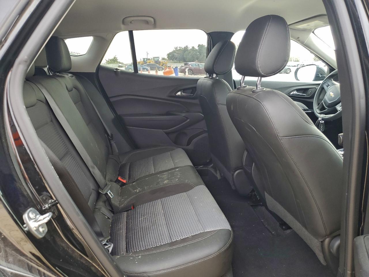 2025 CHEVROLET TRAX