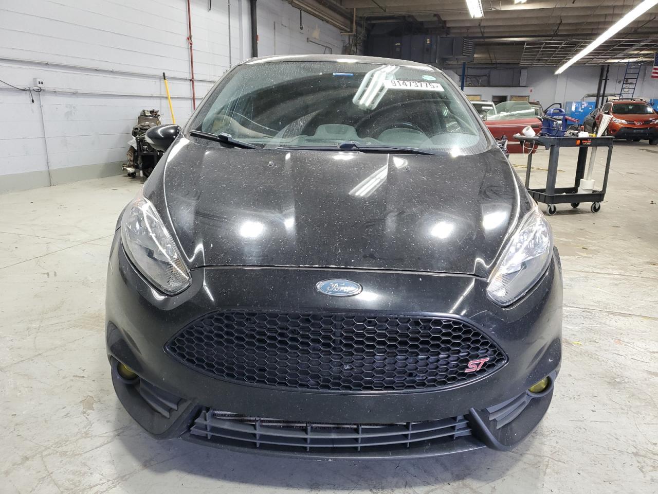 2017 FORD Fiesta
