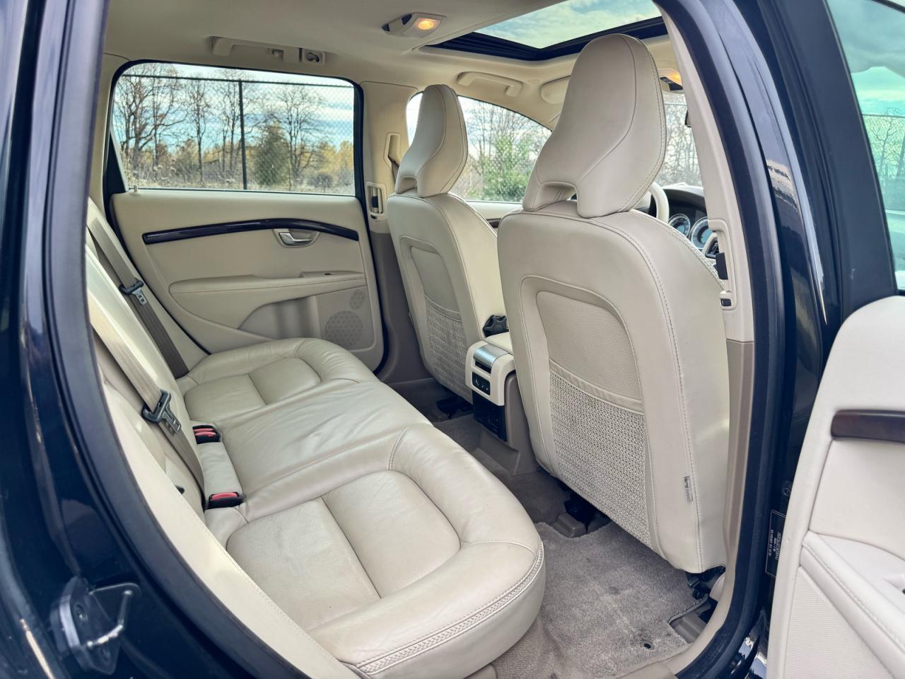 2013 VOLVO XC70