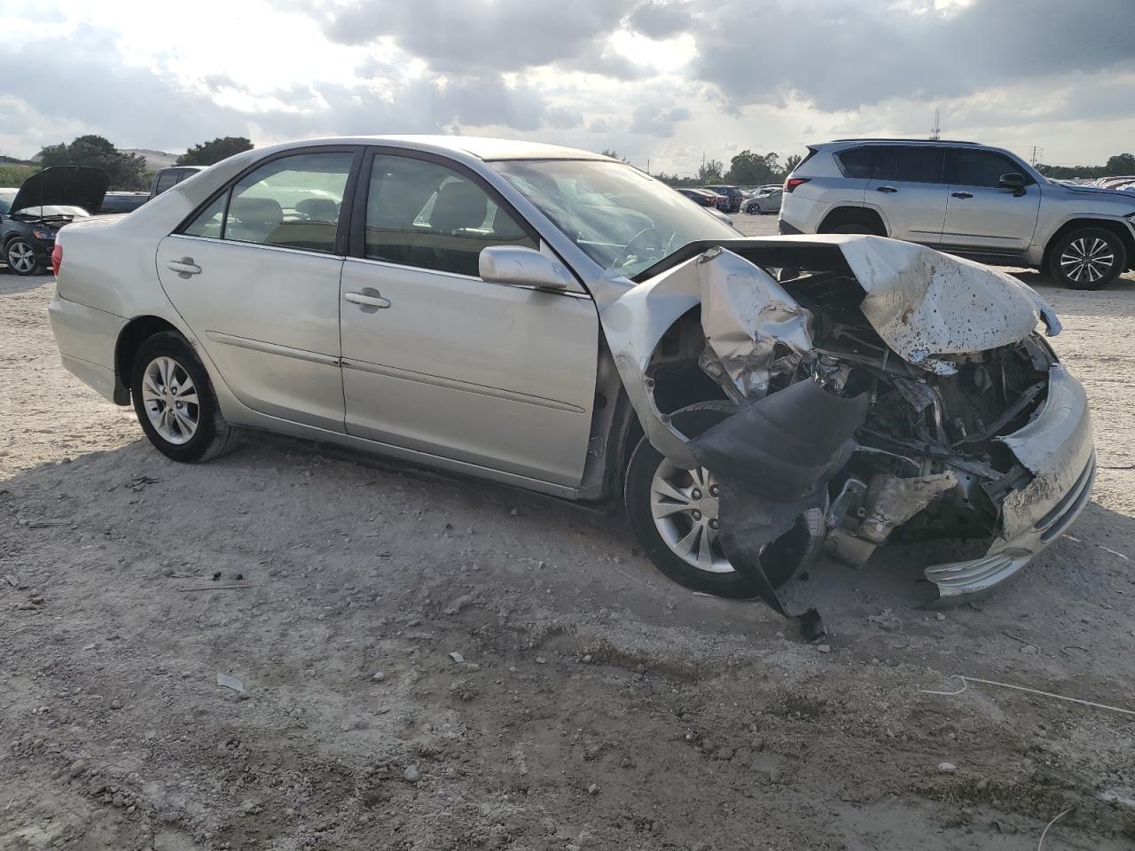 2005 TOYOTA CAMRY