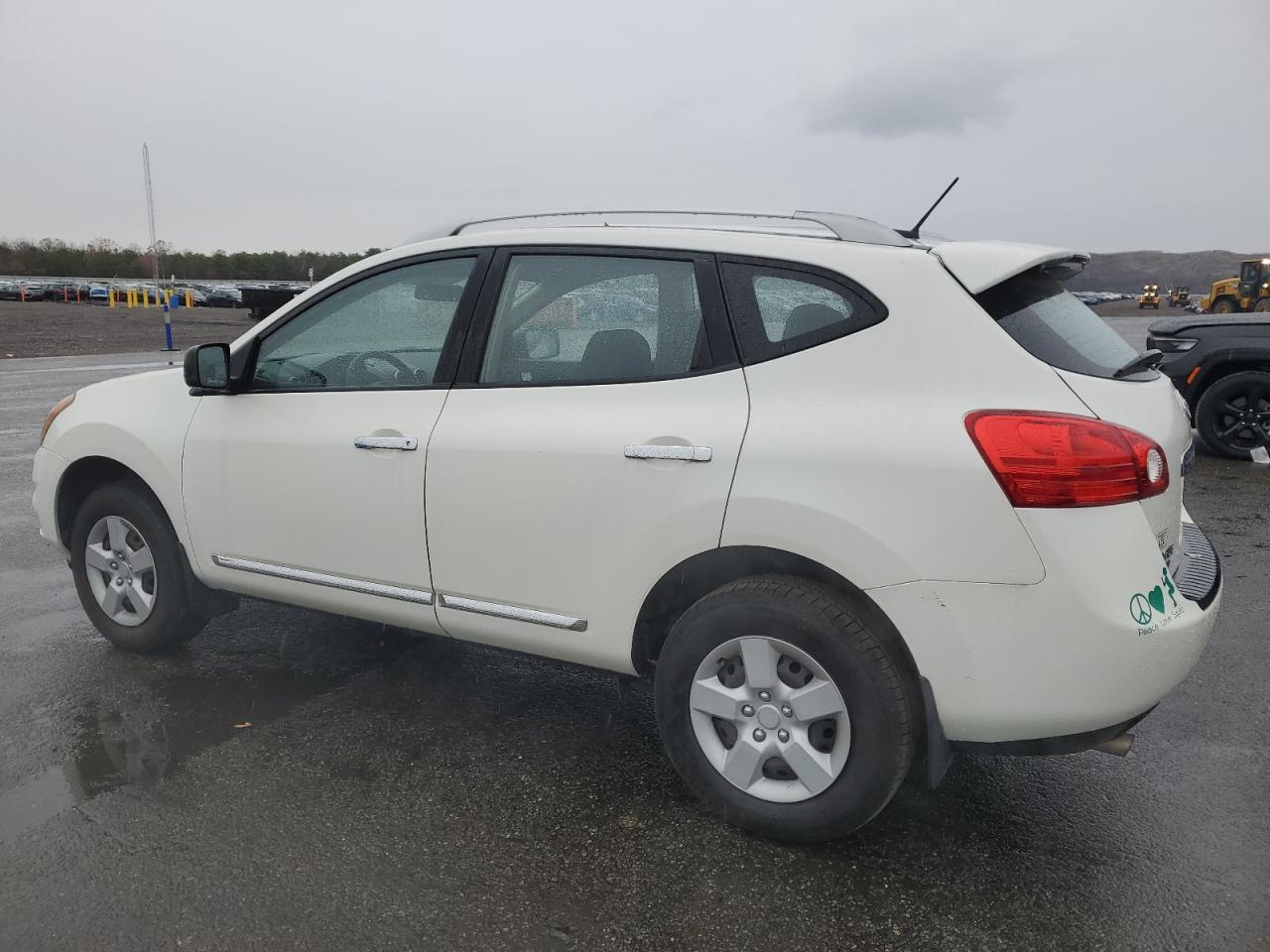 2014 NISSAN ROGUE